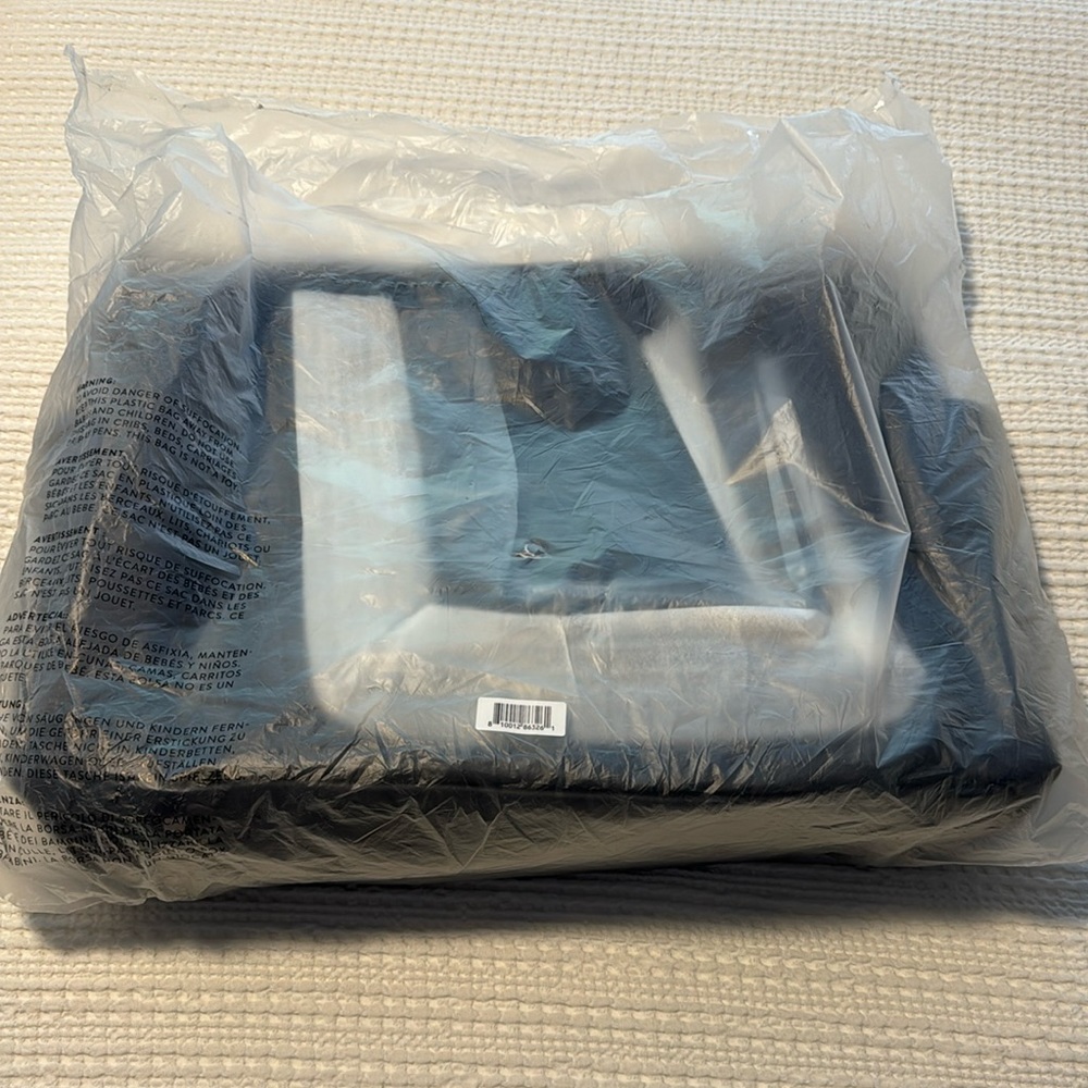 BEIS The Diaper Bag Navy Blue NWT - Picture 6 of 10